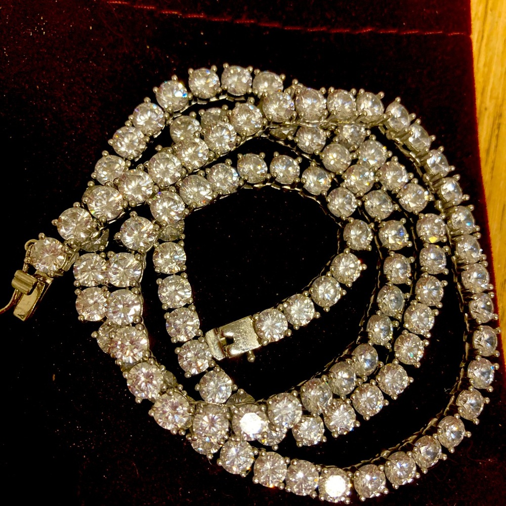Tennis chain 22” cubic zirconia white gold plated
